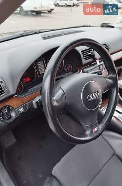 Седан Audi A4 2002 в Києві