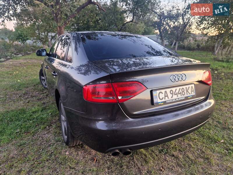 Седан Audi A4 2008 в Каменке