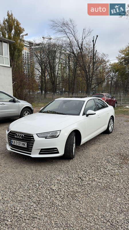 Седан Audi A4 2017 в Киеве