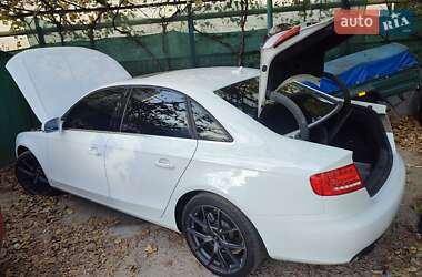 Седан Audi A4 2011 в Одесі