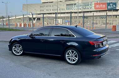 Седан Audi A4 2016 в 