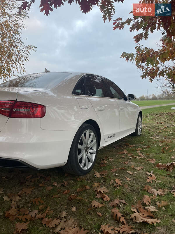 Audi A4 2014