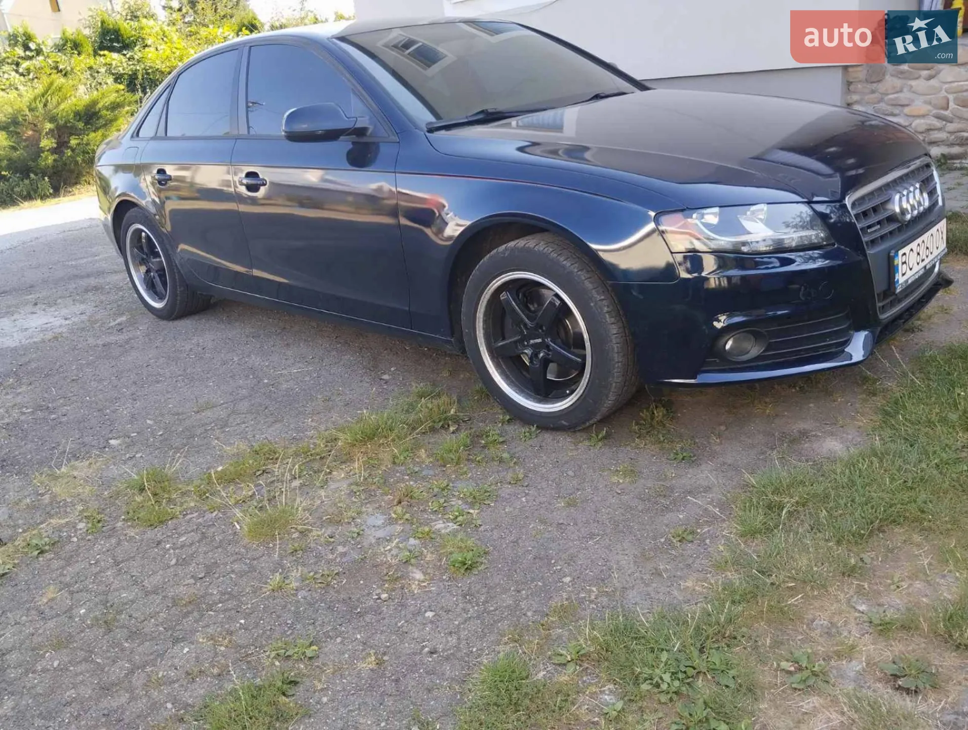 2010 Audi A4 - мініатюра 3