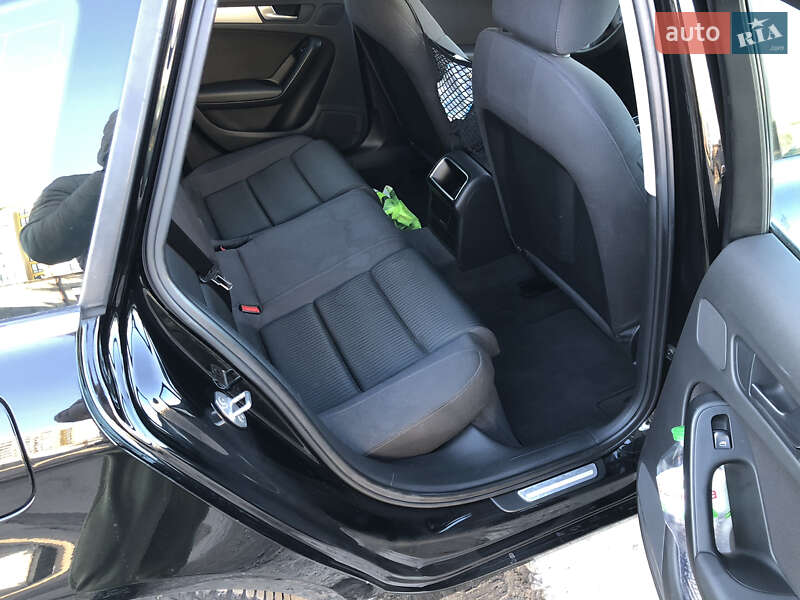 Универсал Audi A4 2009 в Львове
