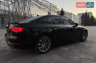 Седан Audi A4 2016 в Полтаві