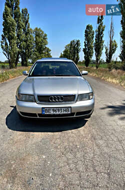 Седан Audi A4 1995 в Новій Одесі