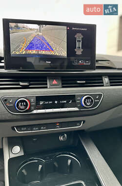 Седан Audi A4 2020 в 