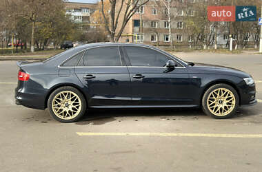 Седан Audi A4 2013 в Конотопі