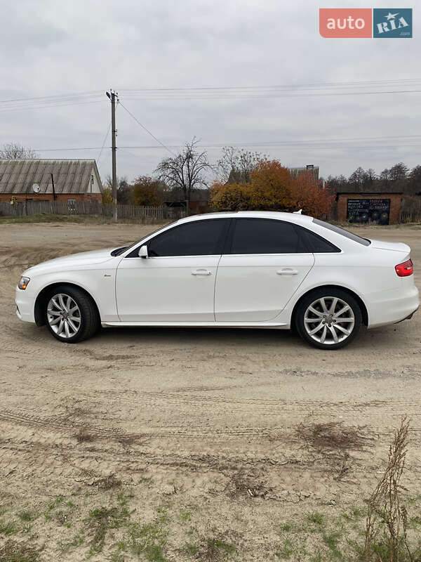 Седан Audi A4 2014 в 