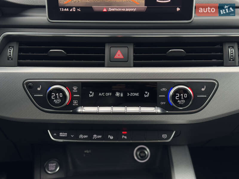 Универсал Audi A4 2019 в Мукачево
