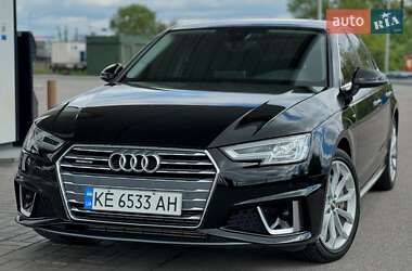 Седан Audi A4 2019 в Києві