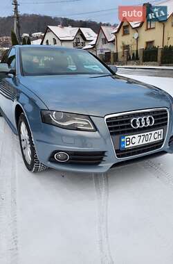 Седан Audi A4 2011 в Львове