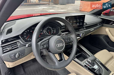Седан Audi A4 2020 в 