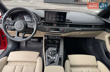 Седан Audi A4 2020 в 