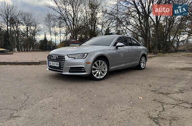 Седан Audi A4 2016 в Кропивницком