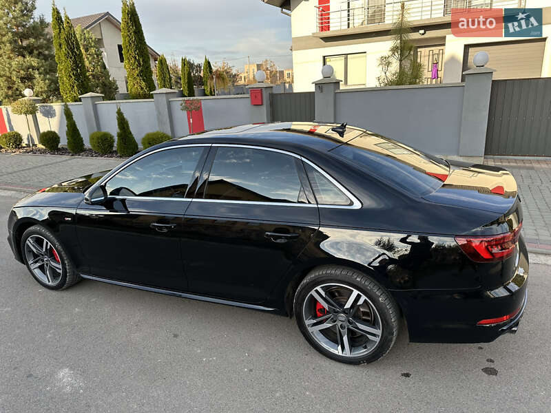 Седан Audi A4 2018 в Ивано-Франковске