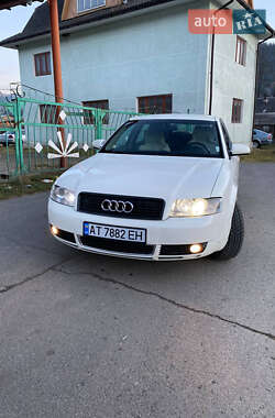 Седан Audi A4 2001 в Верховине