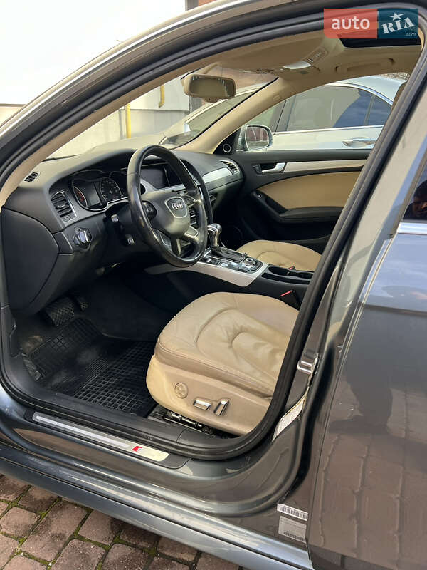 Седан Audi A4 2014 в Ивано-Франковске