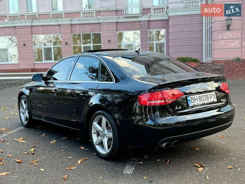 Седан Audi A4 2011 в Одесі