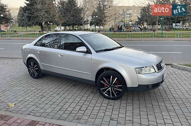 Седан Audi A4 2002 в Могилев-Подольске