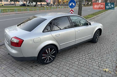 Седан Audi A4 2002 в Могилев-Подольске