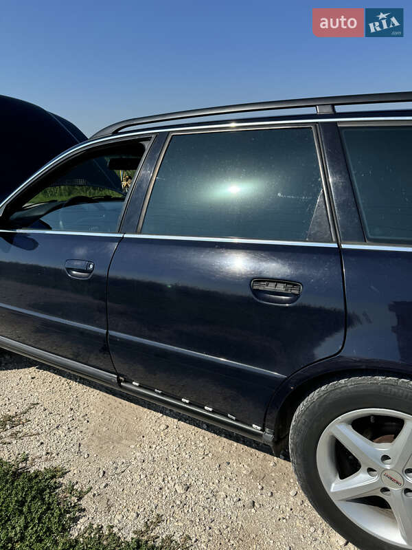 Универсал Audi A4 1999 в Львове