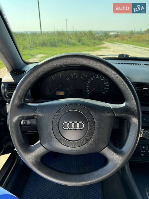 Универсал Audi A4 1999 в Львове