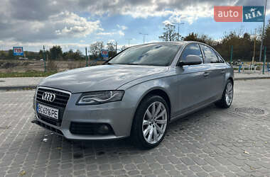 Седан Audi A4 2008 в Золочеве