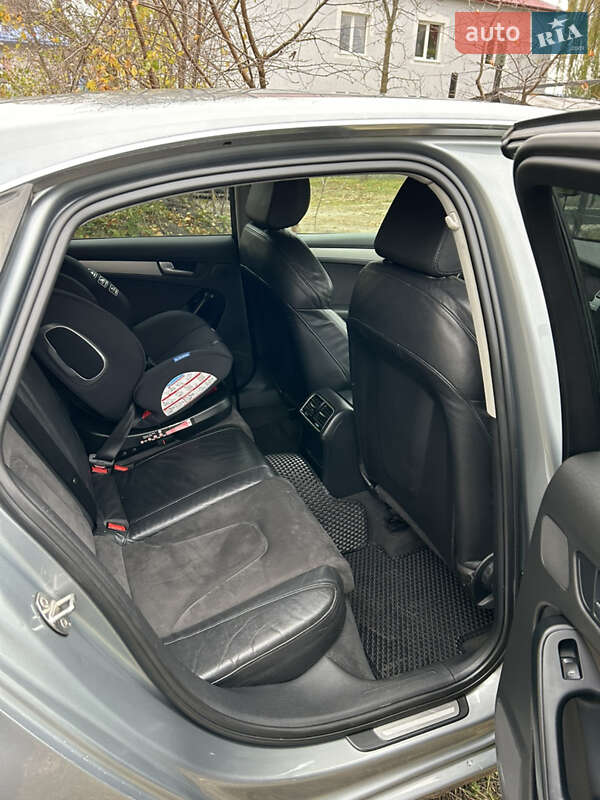 Седан Audi A4 2008 в Золочеве