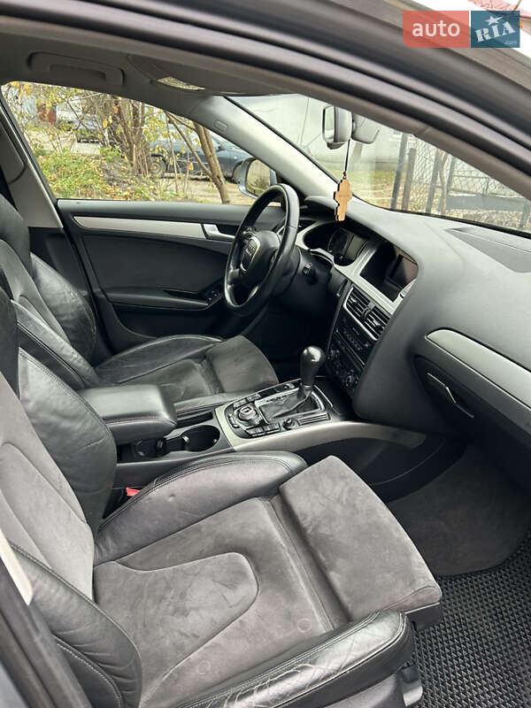 Седан Audi A4 2008 в Золочеве