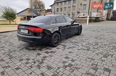 Седан Audi A4 2013 в Снятині