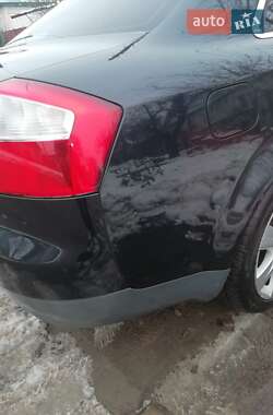 Седан Audi A4 2002 в Городне