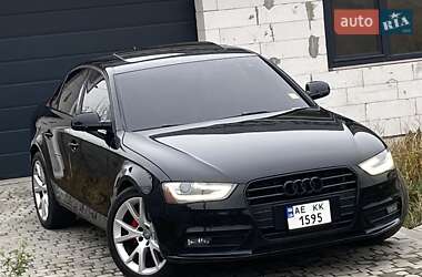 Седан Audi A4 2013 в Дніпрі