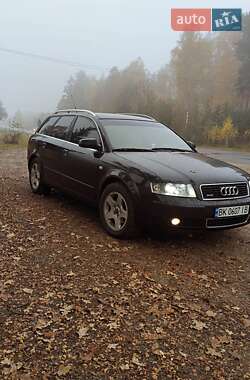 Универсал Audi A4 2001 в Сарнах