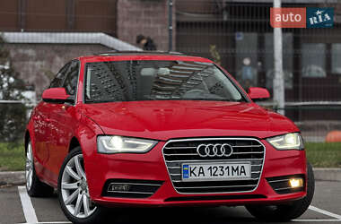 Седан Audi A4 2012 в Киеве