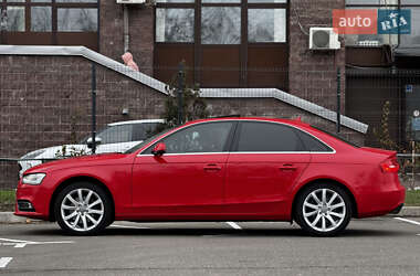 Седан Audi A4 2012 в Киеве