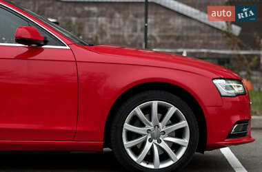 Седан Audi A4 2012 в Киеве