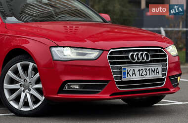 Седан Audi A4 2012 в Киеве