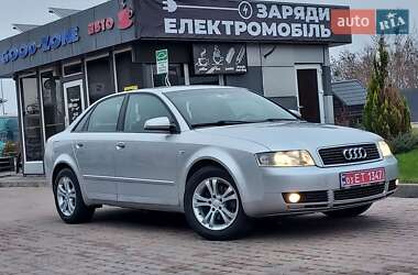 Седан Audi A4 2004 в Сарнах