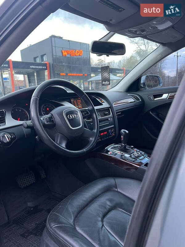 Седан Audi A4 2009 в Полтаве