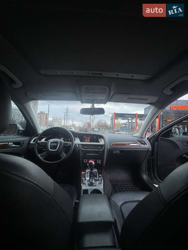 Седан Audi A4 2009 в Полтаве
