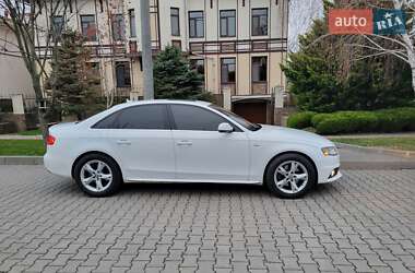 Седан Audi A4 2011 в Чорноморську