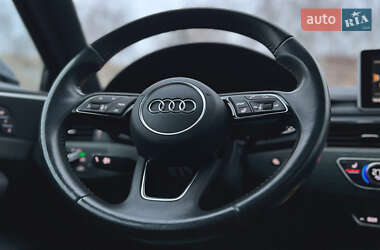 Седан Audi A4 2018 в 