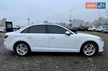 Седан Audi A4 2016 в Києві