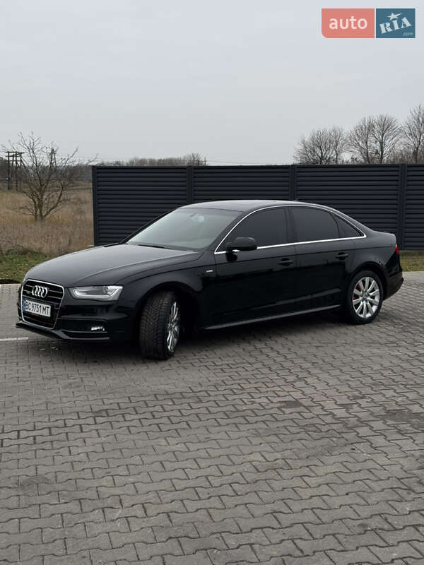Седан Audi A4 2014 в Радехове