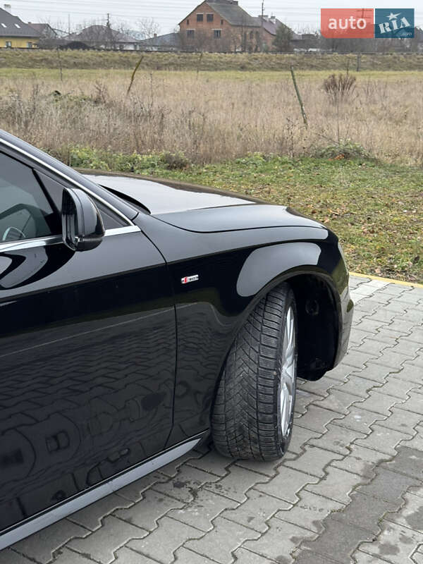 Седан Audi A4 2014 в Радехові