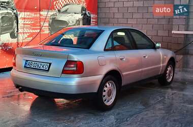 Седан Audi A4 1999 в Могилев-Подольске