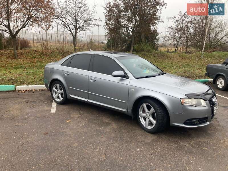 Седан Audi A4 2008 в Южном