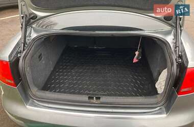 Седан Audi A4 2008 в Южном