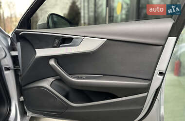 Седан Audi A4 2015 в 